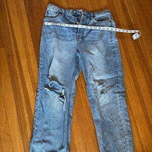 Ripped Signature8 Ripped Jeans Size Medium